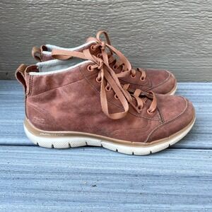 Sketchers Lace Up Ankle Boots Womens Size 7 Brown  LIghtweight Warmth Comfort